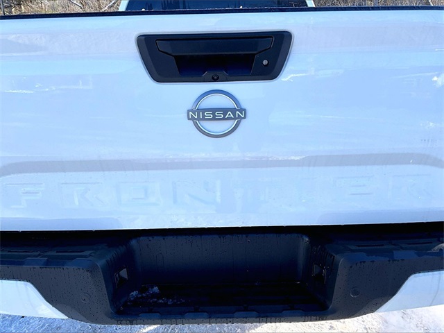 2025 Nissan Frontier SV - Photo 8