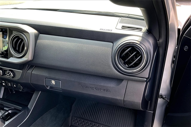 2019 Toyota Tacoma SR5 - Photo 17
