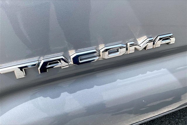 2019 Toyota Tacoma SR5 - Photo 8