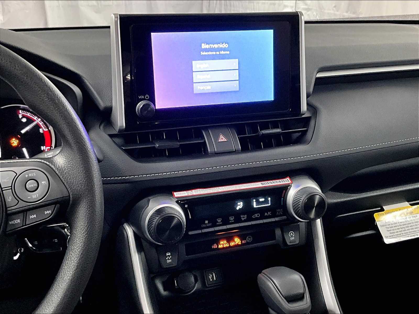 2025 Toyota RAV4 LE - Photo 13