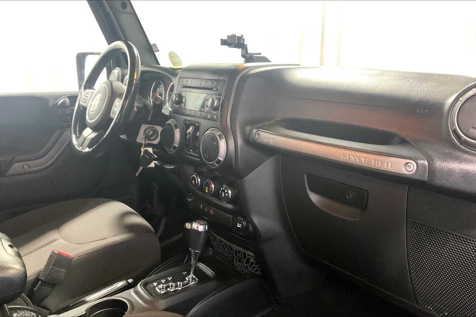 2017 Jeep Wrangler Unlimited Sport - Photo 14