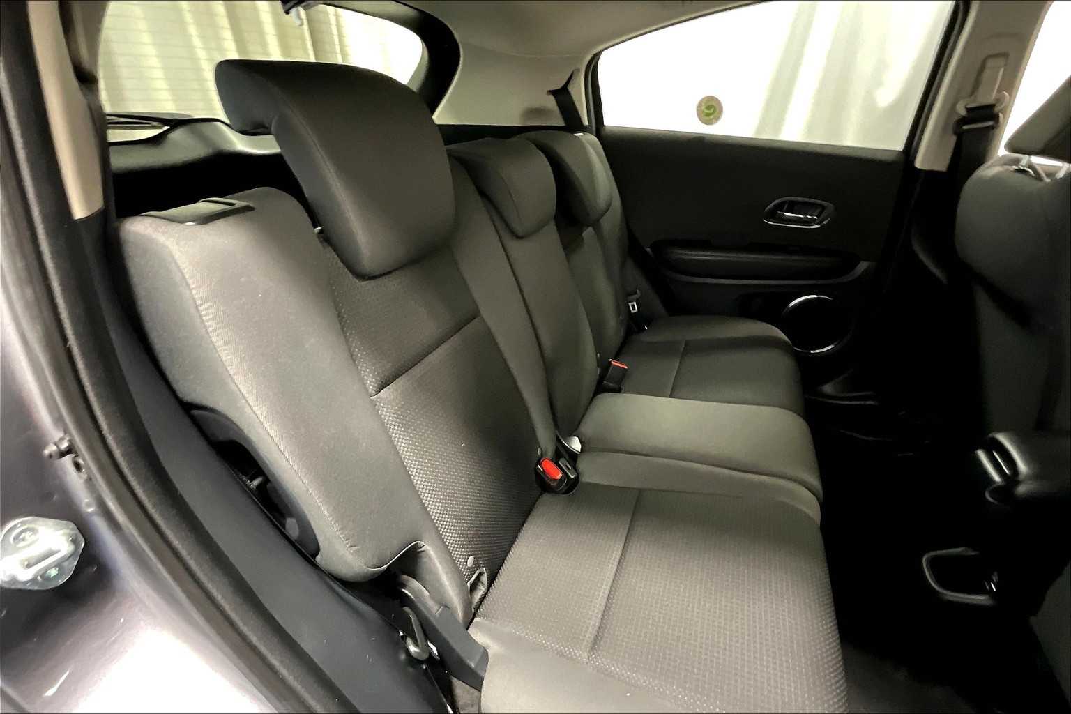 2022 Honda HR-V EX - Photo 16