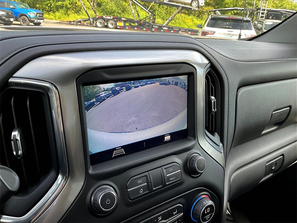 2021 Chevrolet Silverado 1500 LT - Photo 16
