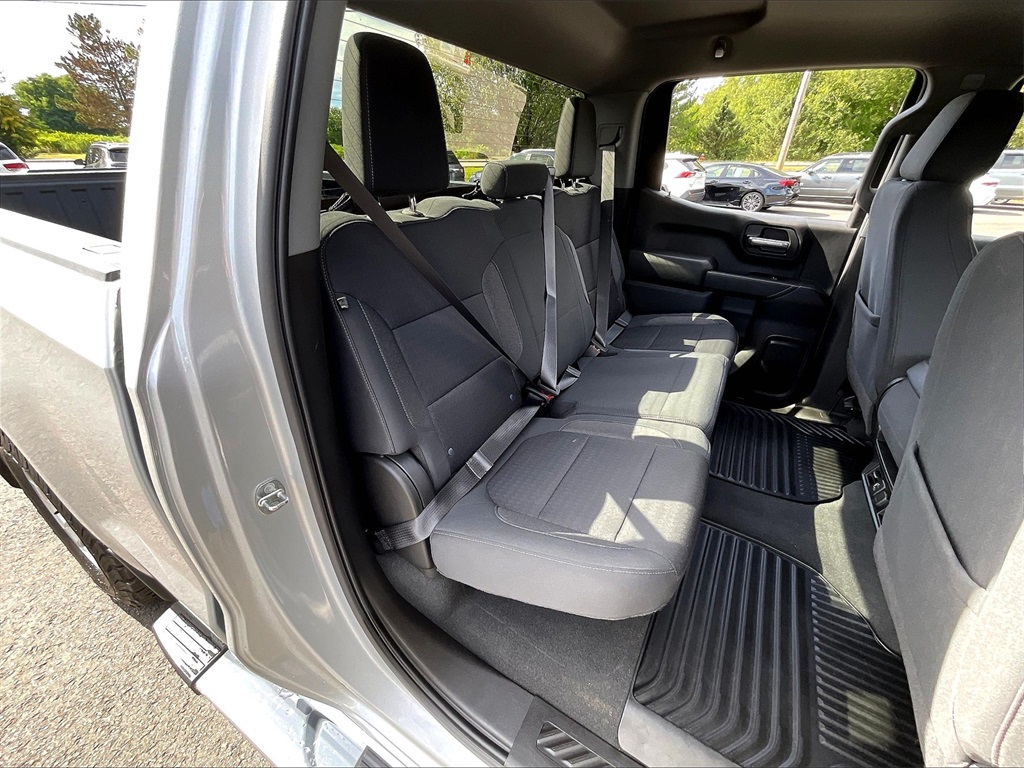 2021 Chevrolet Silverado 1500 LT - Photo 19