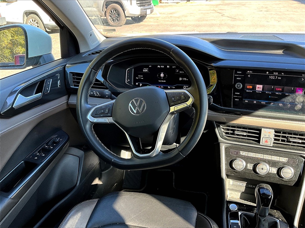 2023 Volkswagen Taos 1.5T SEL - Photo 17