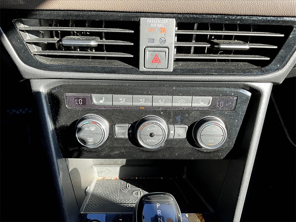 2023 Volkswagen Taos 1.5T SEL - Photo 26