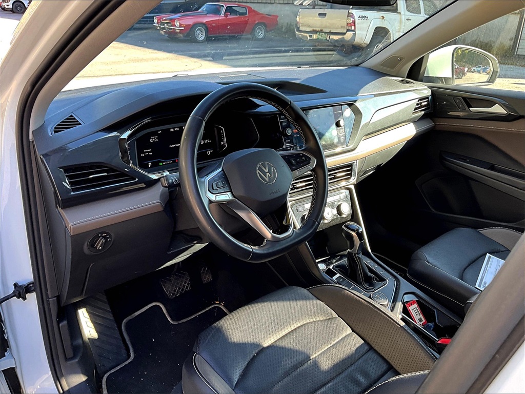 2023 Volkswagen Taos 1.5T SEL - Photo 8