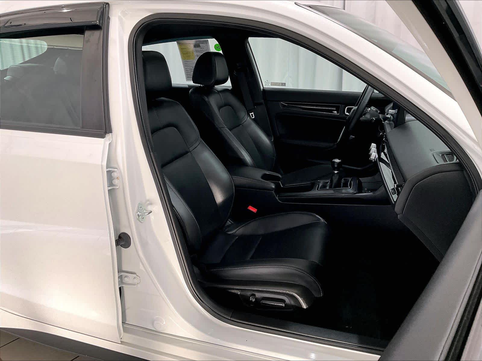 2023 Honda Civic Hatchback Sport Touring - Photo 11