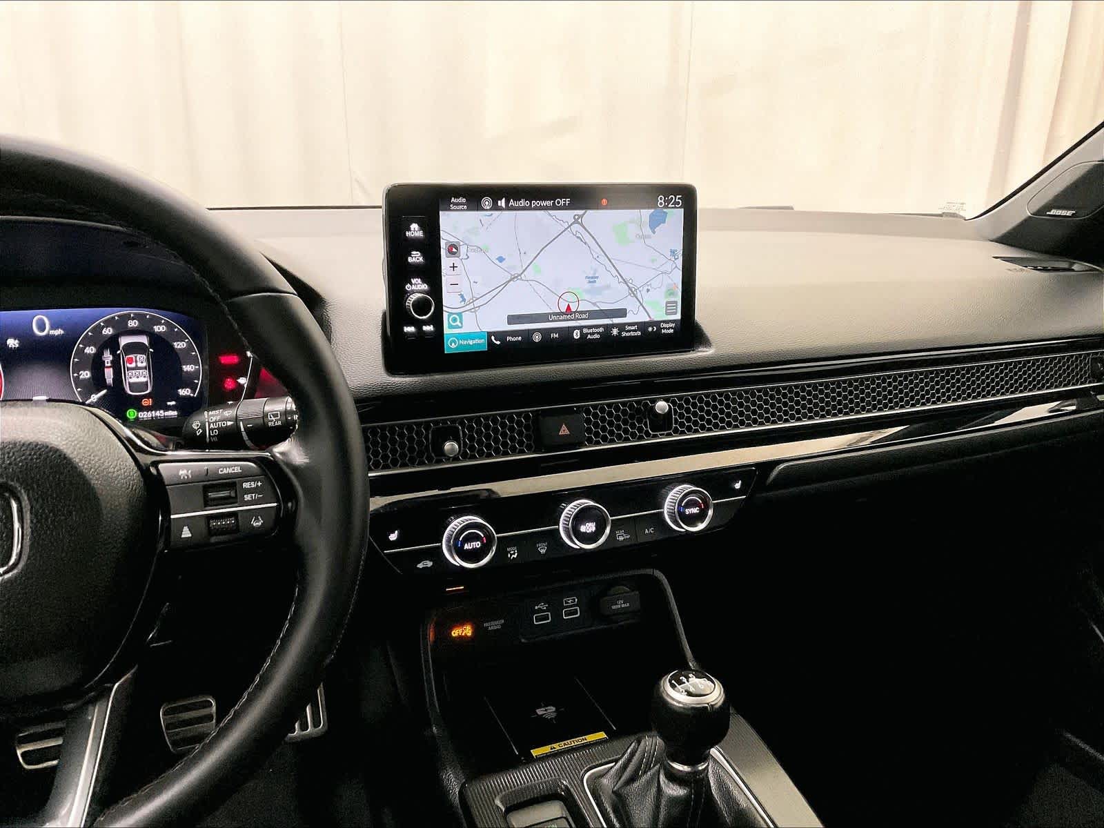 2023 Honda Civic Hatchback Sport Touring - Photo 18