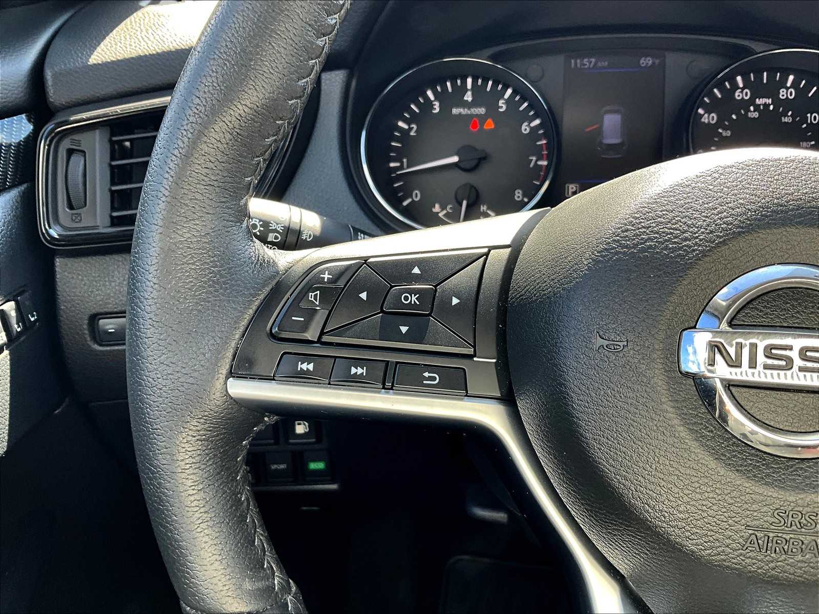 2020 Nissan Rogue SL - Photo 23