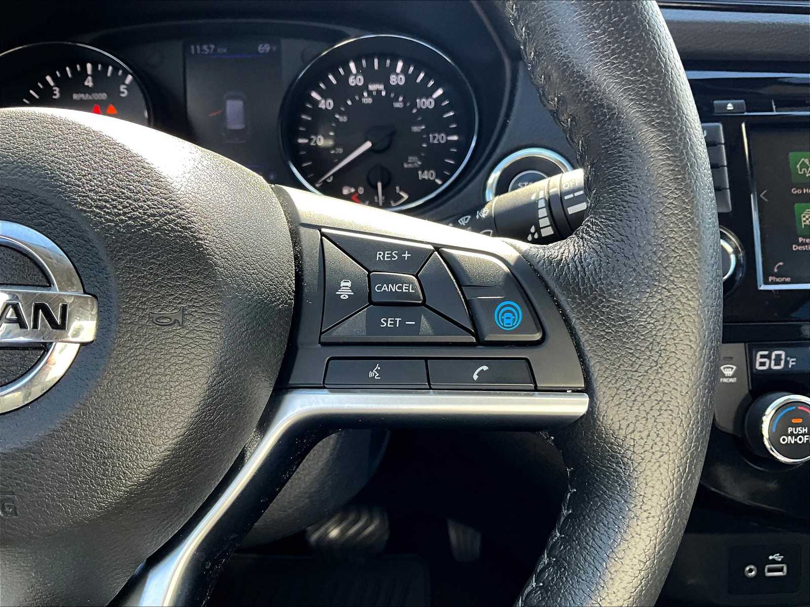 2020 Nissan Rogue SL - Photo 24