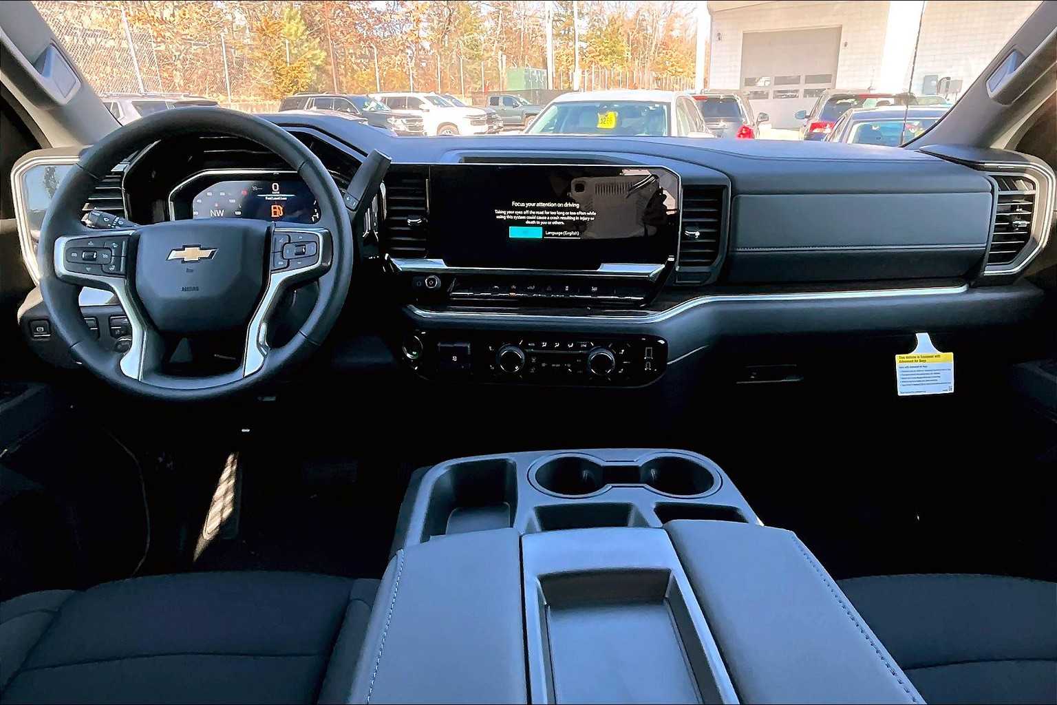 2025 Chevrolet Silverado 1500 LT - Photo 12