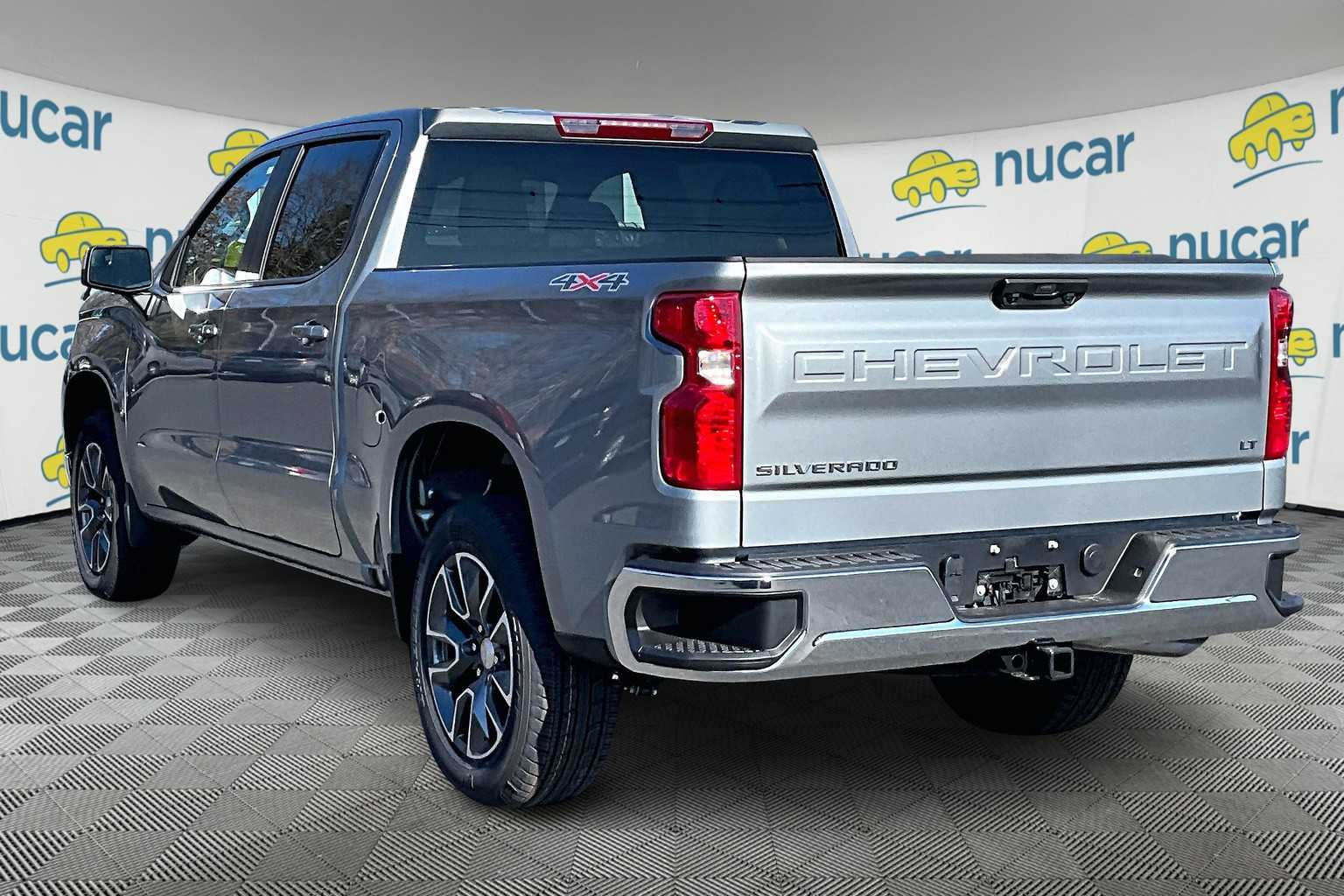 2025 Chevrolet Silverado 1500 LT - Photo 5