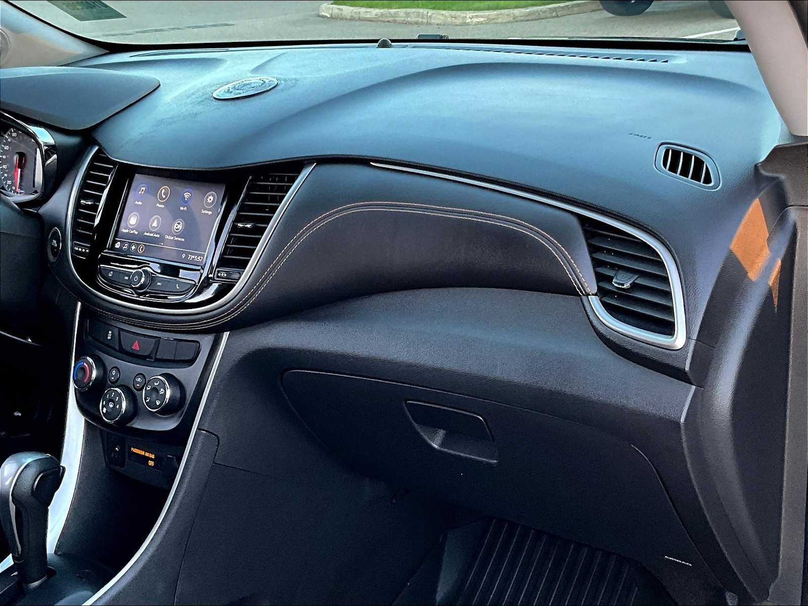 2022 Chevrolet Trax LT - Photo 13
