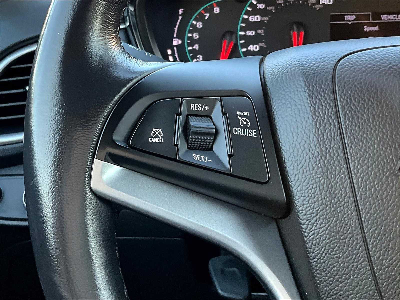 2022 Chevrolet Trax LT - Photo 22