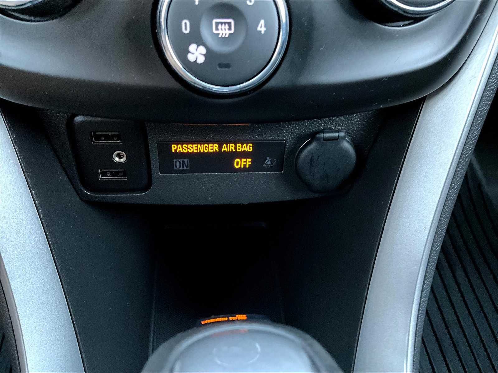 2022 Chevrolet Trax LT - Photo 25