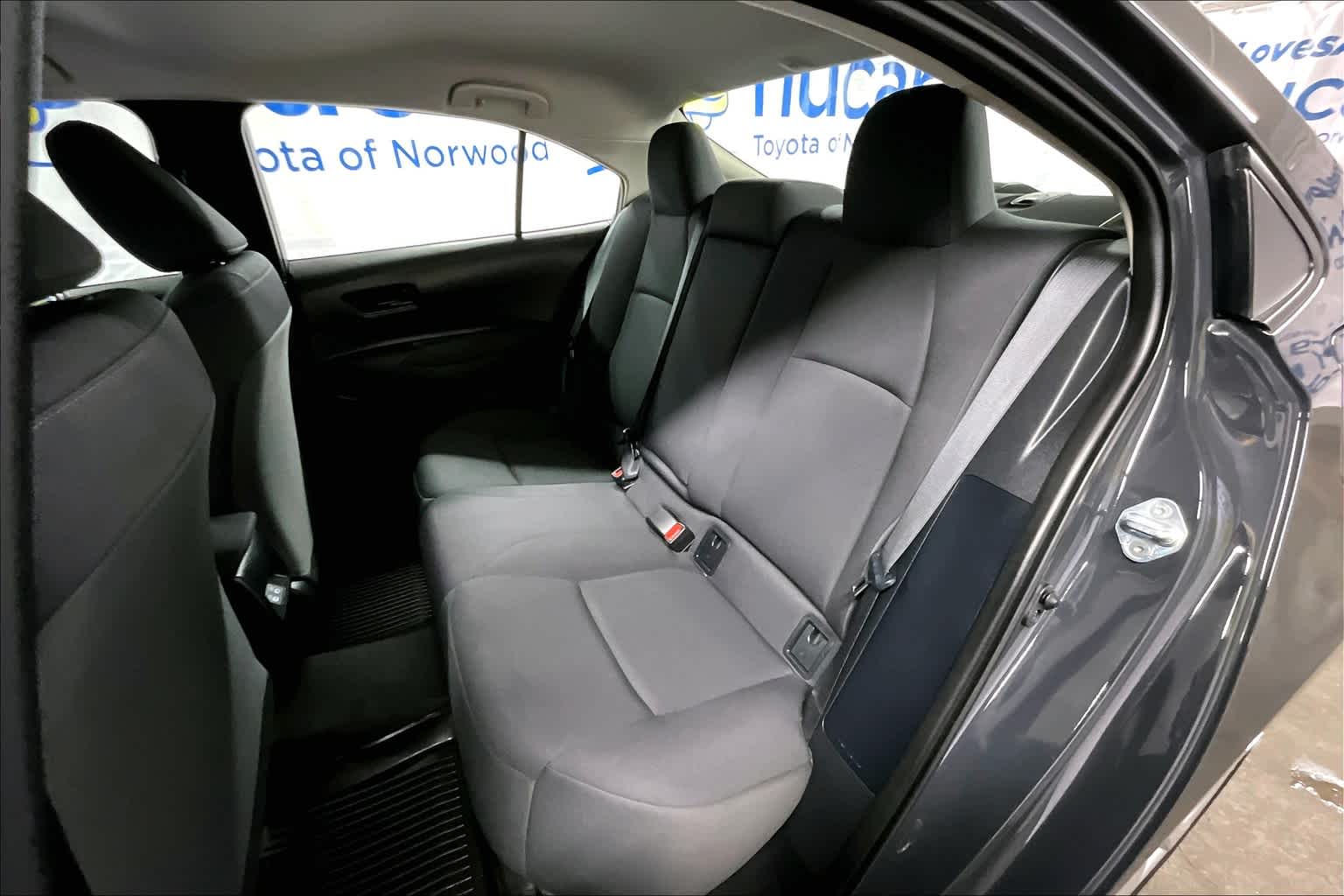 2024 Toyota Corolla LE - Photo 15