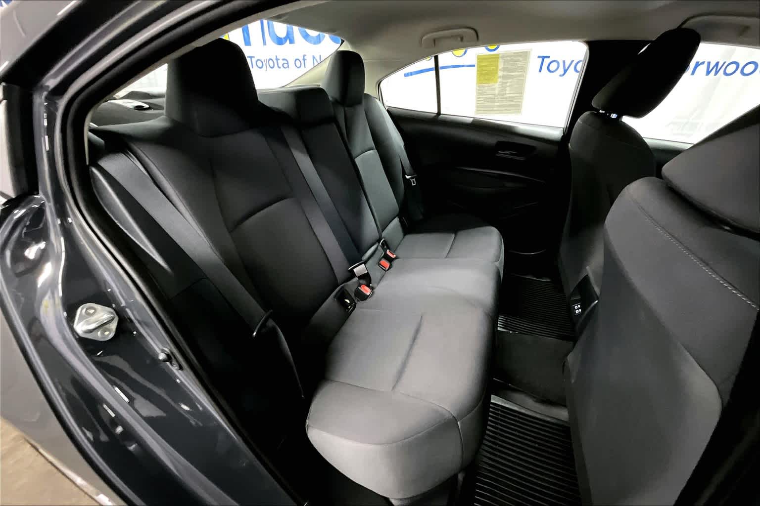 2024 Toyota Corolla LE - Photo 16