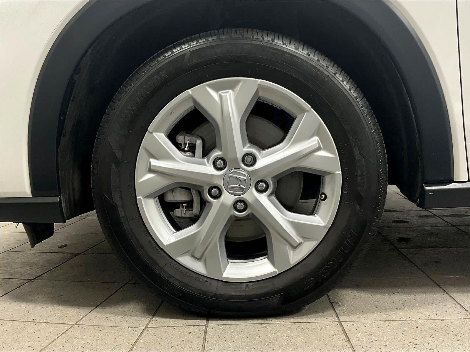 2025 Honda HR-V LX - Photo 7