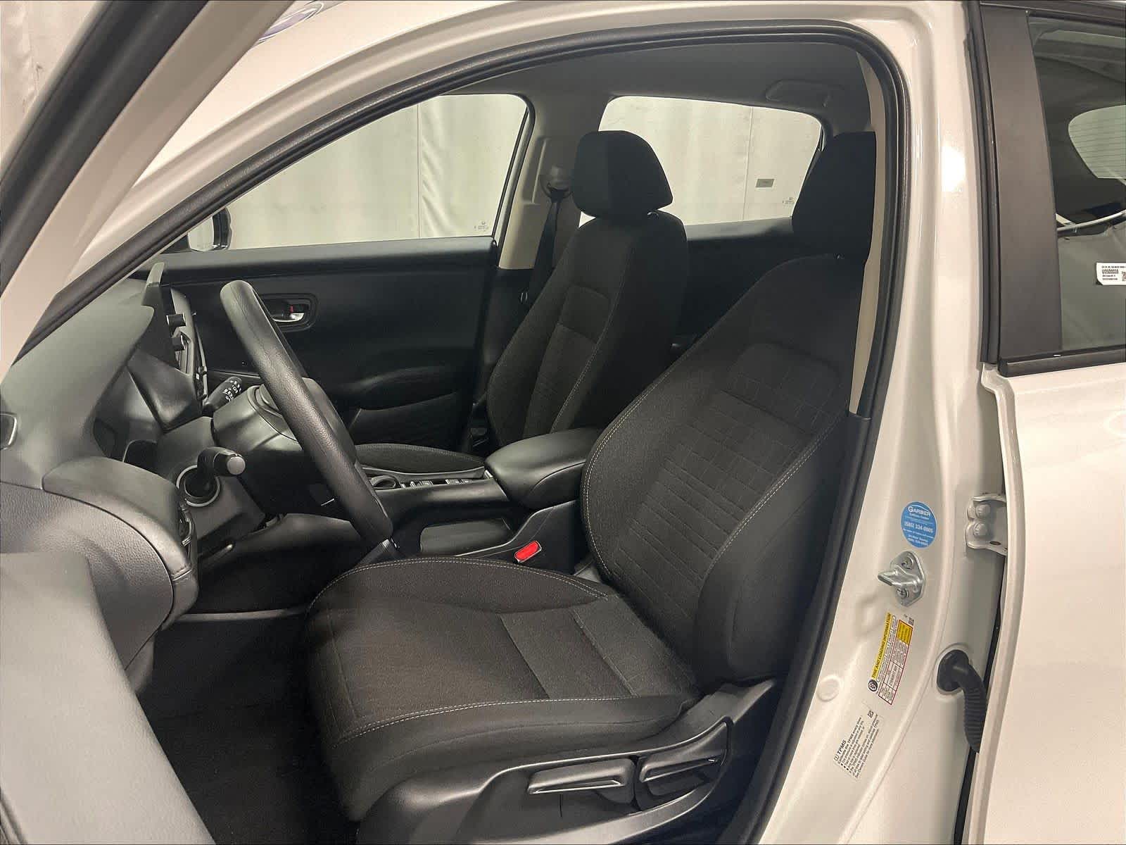 2025 Honda HR-V LX - Photo 10