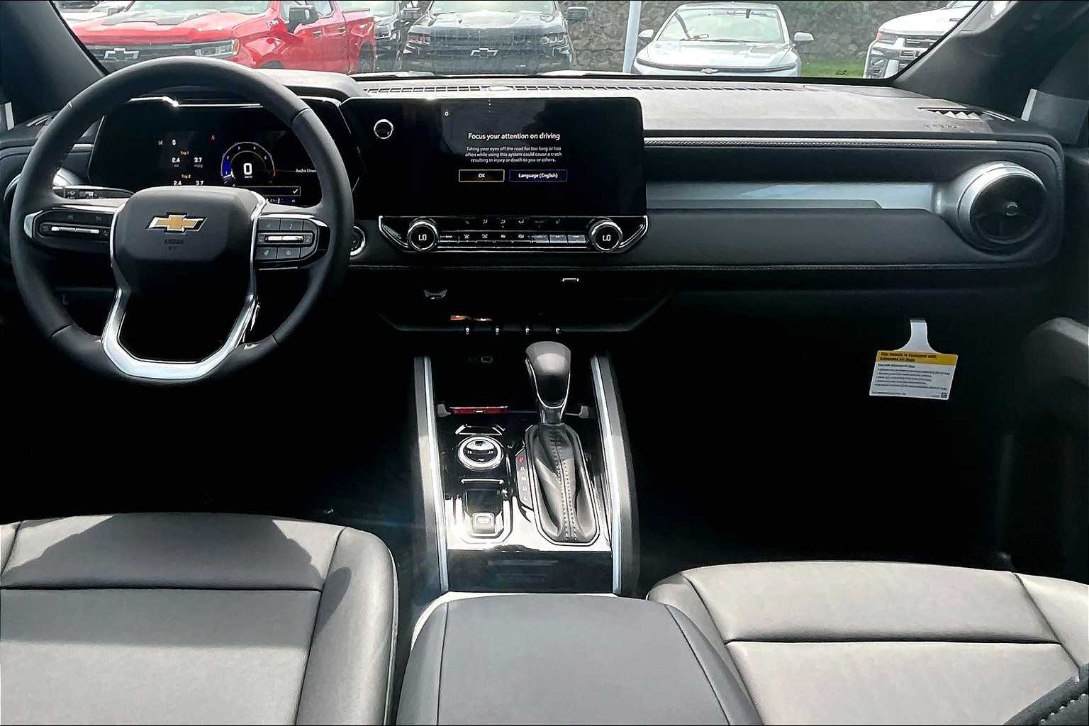 2025 Chevrolet Colorado 4WD LT - Photo 12