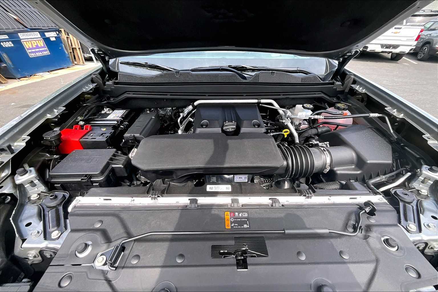 2025 Chevrolet Colorado 4WD LT - Photo 16