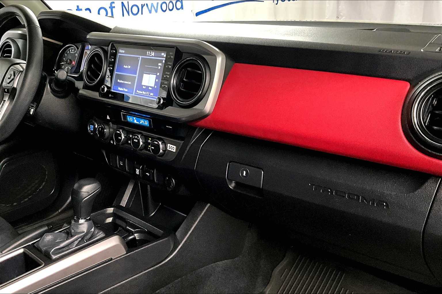 2023 Toyota Tacoma SR5 - Photo 14