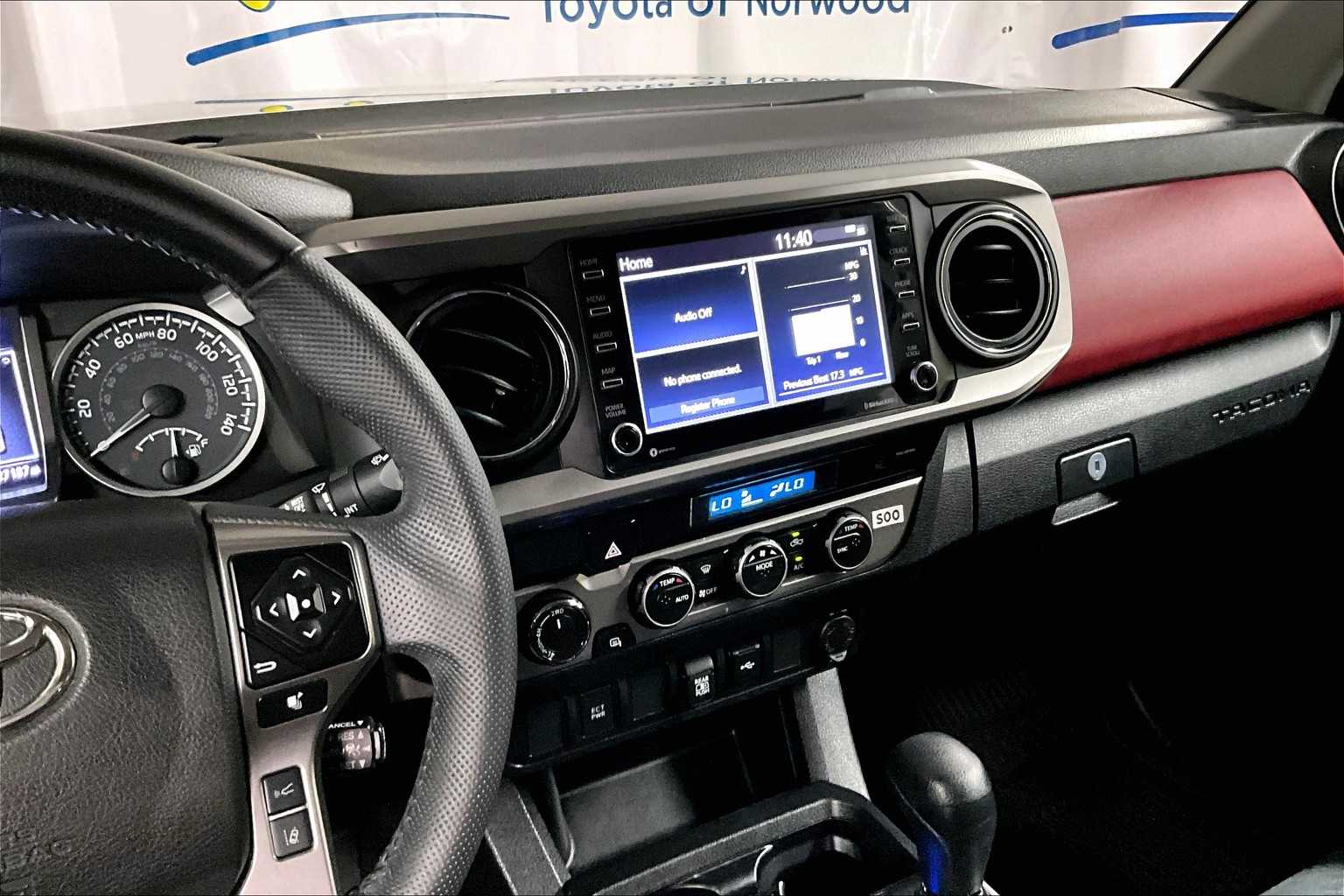 2023 Toyota Tacoma SR5 - Photo 18