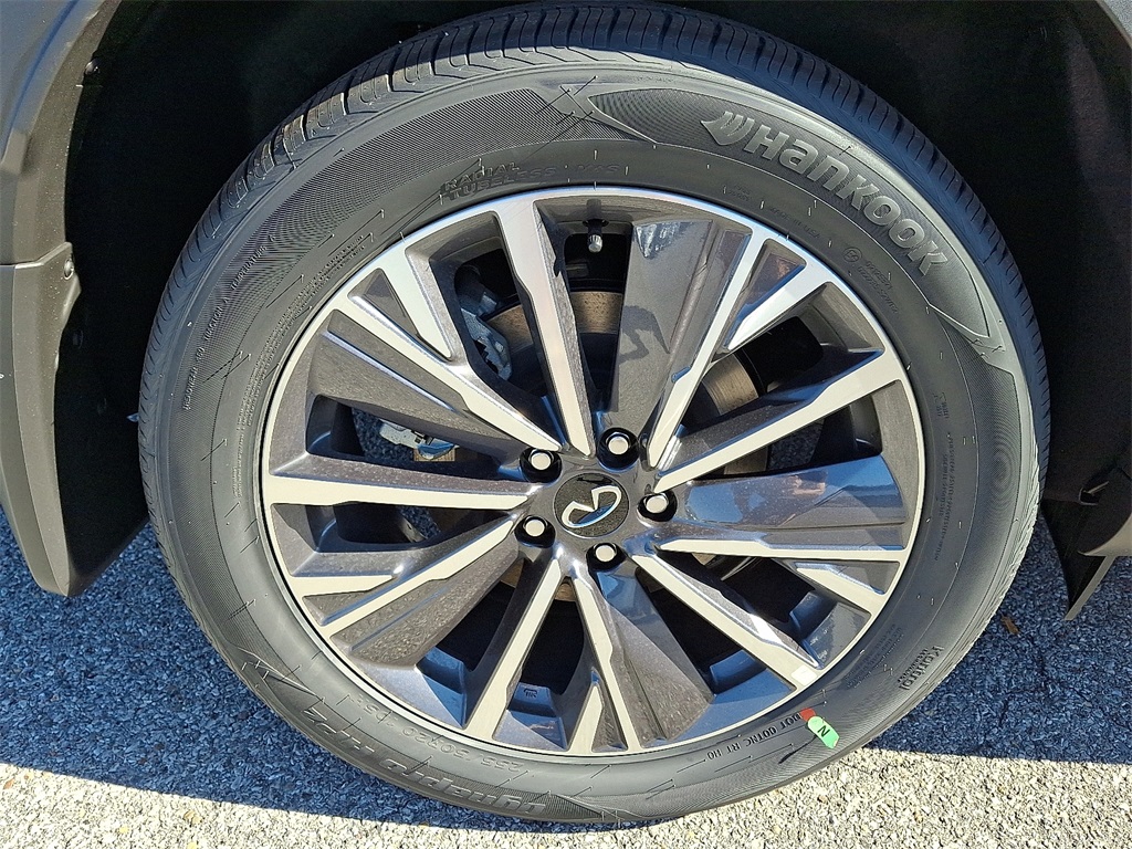 2026 INFINITI QX60 LUXE - Photo 5
