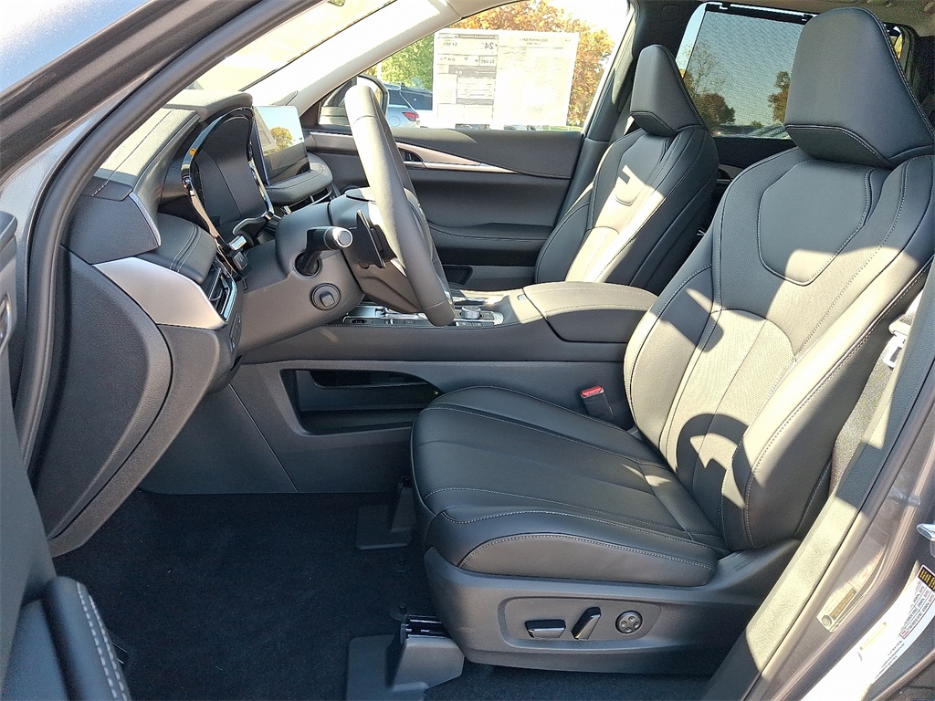2026 INFINITI QX60 LUXE - Photo 9