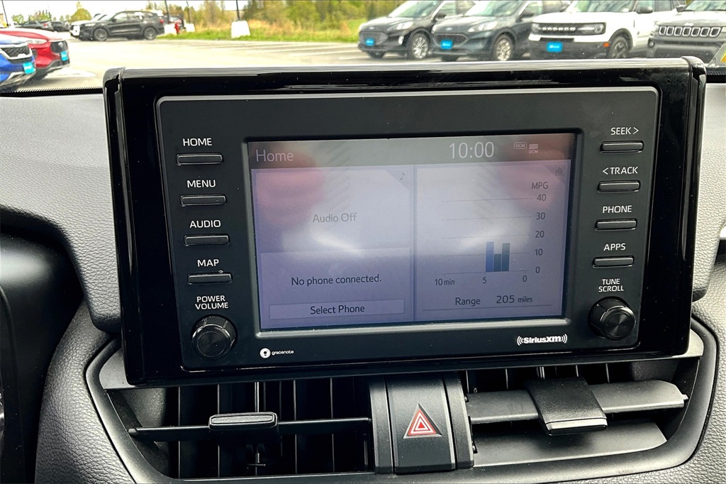2021 Toyota RAV4 LE - Photo 38