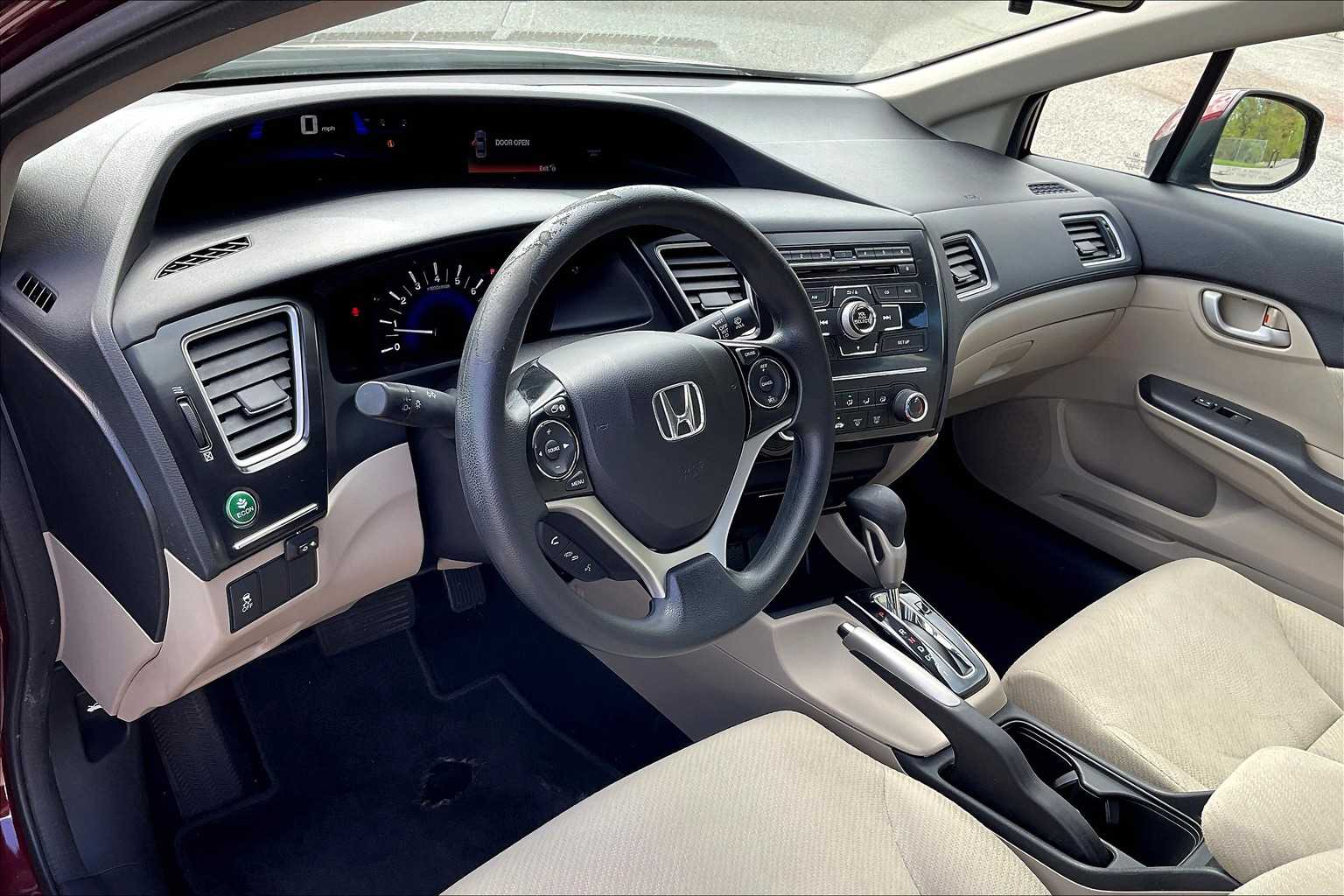 2013 Honda Civic LX - Photo 8