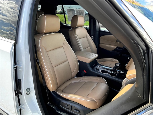 2023 Chevrolet Traverse Premier - Photo 11