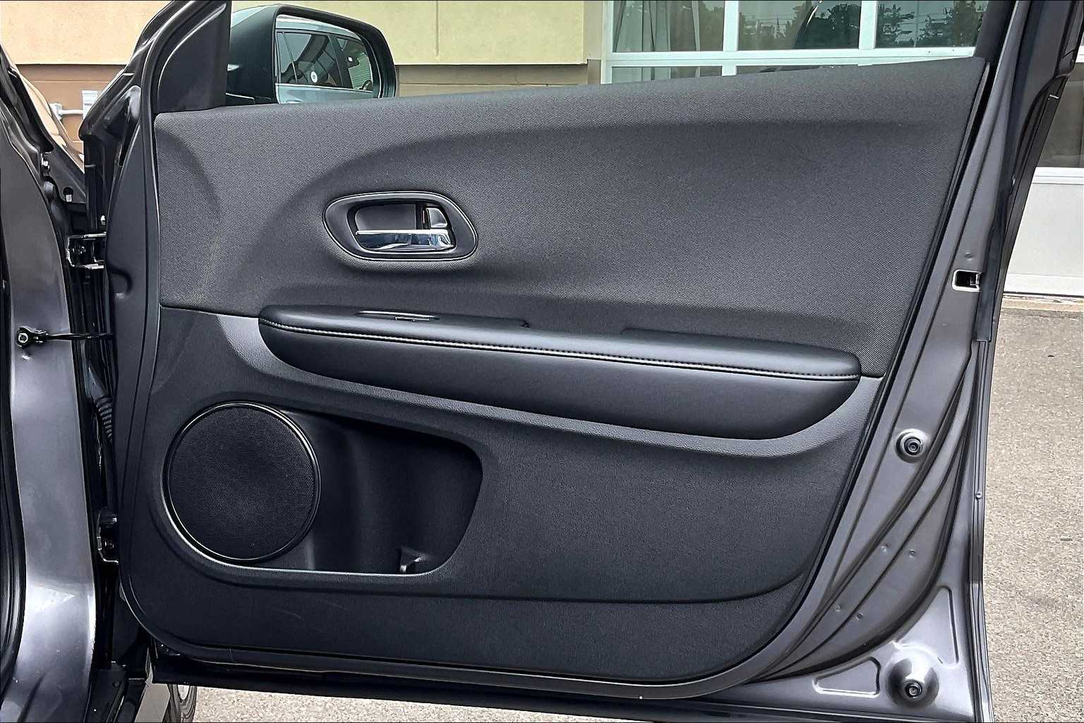 2022 Honda HR-V LX - Photo 12