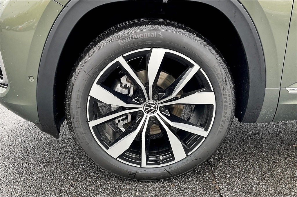 2025 Volkswagen Atlas 2.0T SEL Premium R-Line - Photo 8