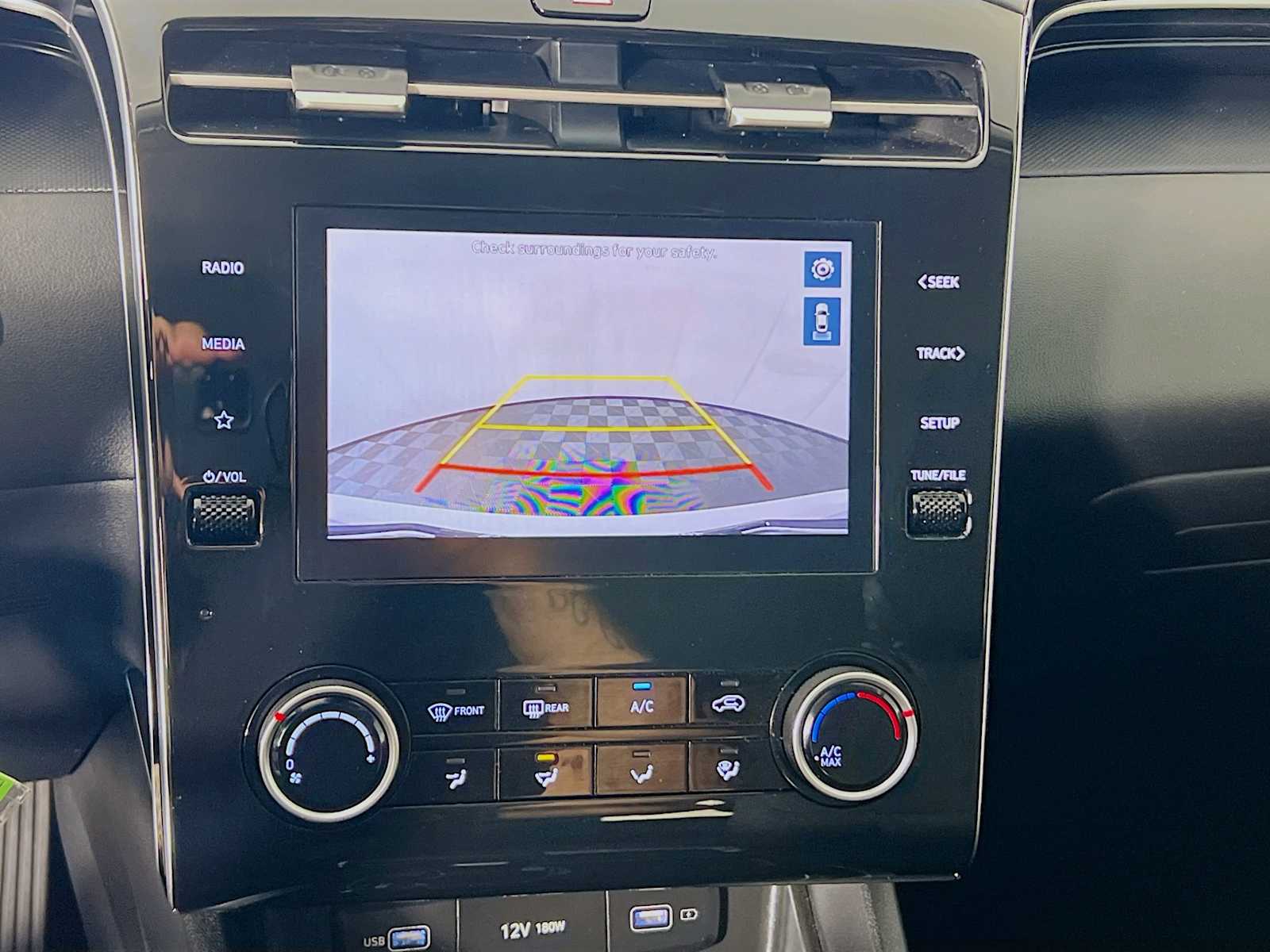 2023 Hyundai Tucson SE - Photo 13