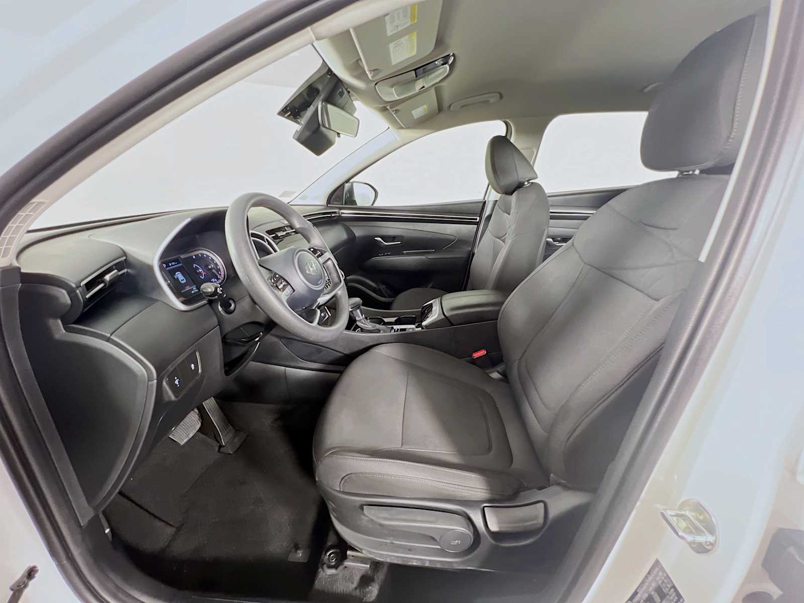 2023 Hyundai Tucson SE - Photo 20