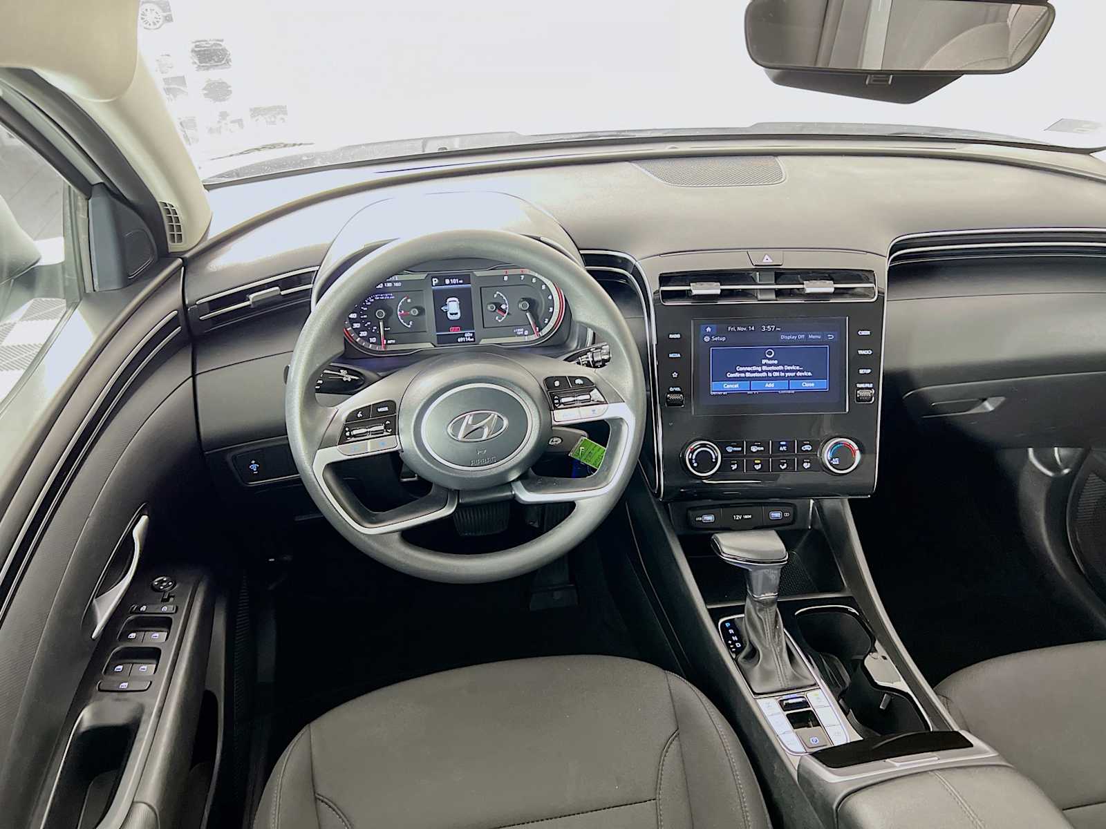 2023 Hyundai Tucson SE - Photo 21