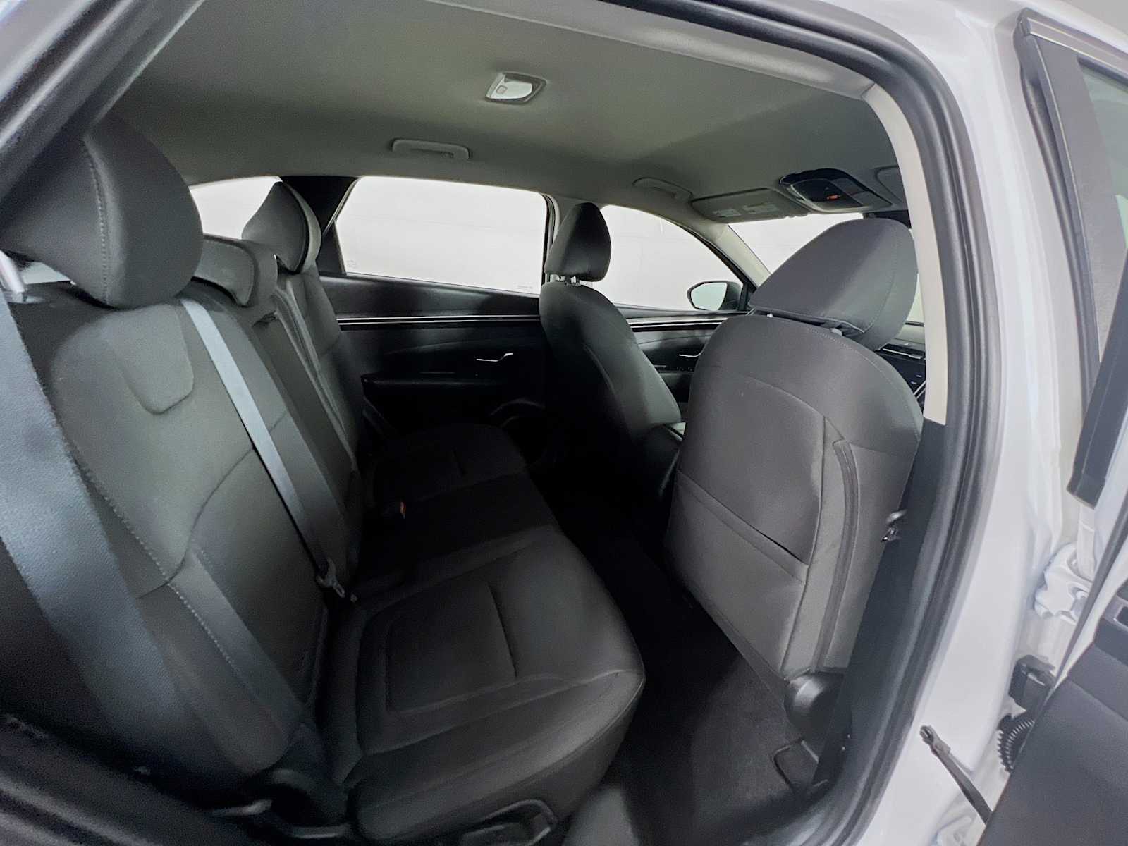2023 Hyundai Tucson SE - Photo 25