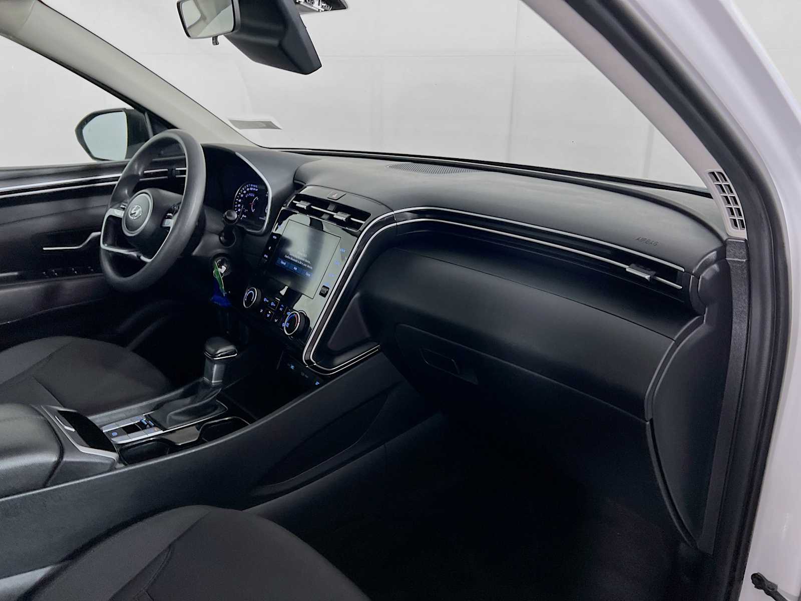 2023 Hyundai Tucson SE - Photo 27
