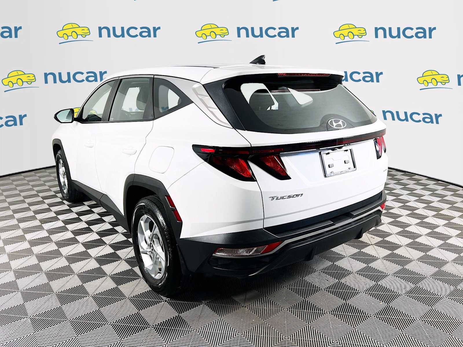 2023 Hyundai Tucson SE - Photo 5