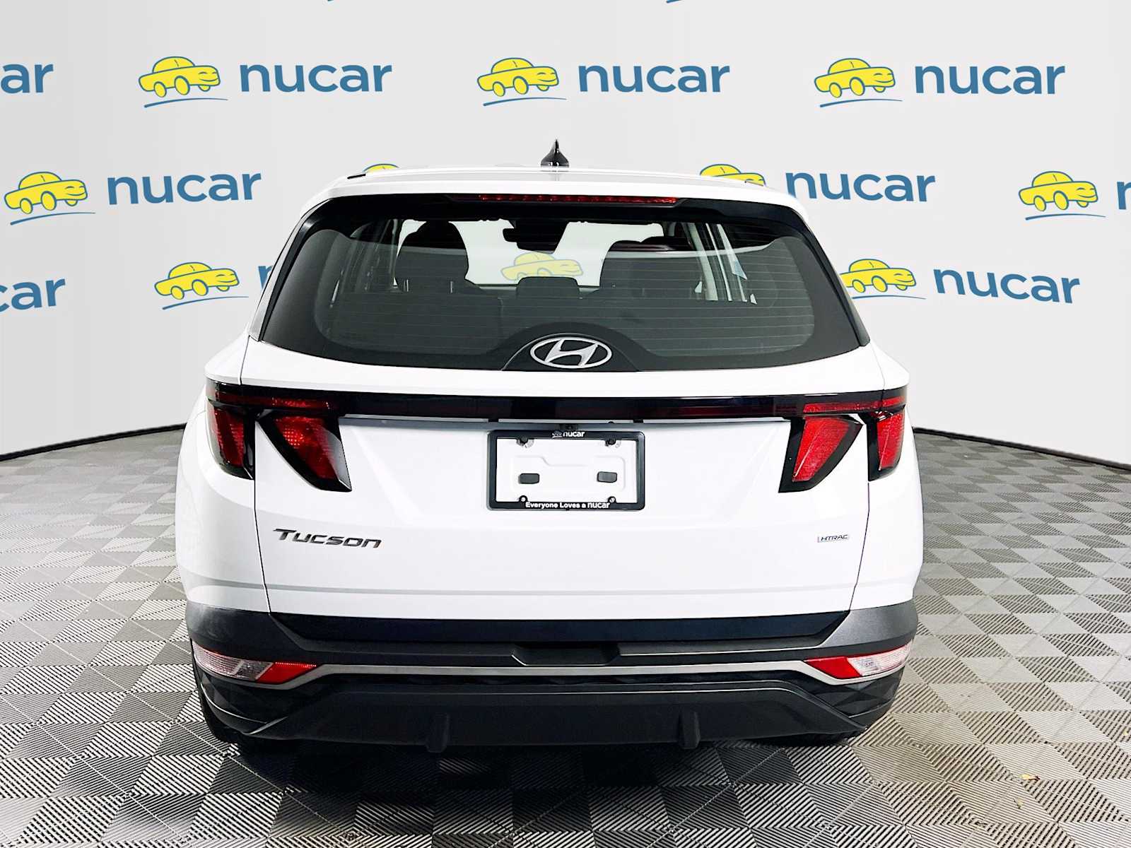 2023 Hyundai Tucson SE - Photo 6