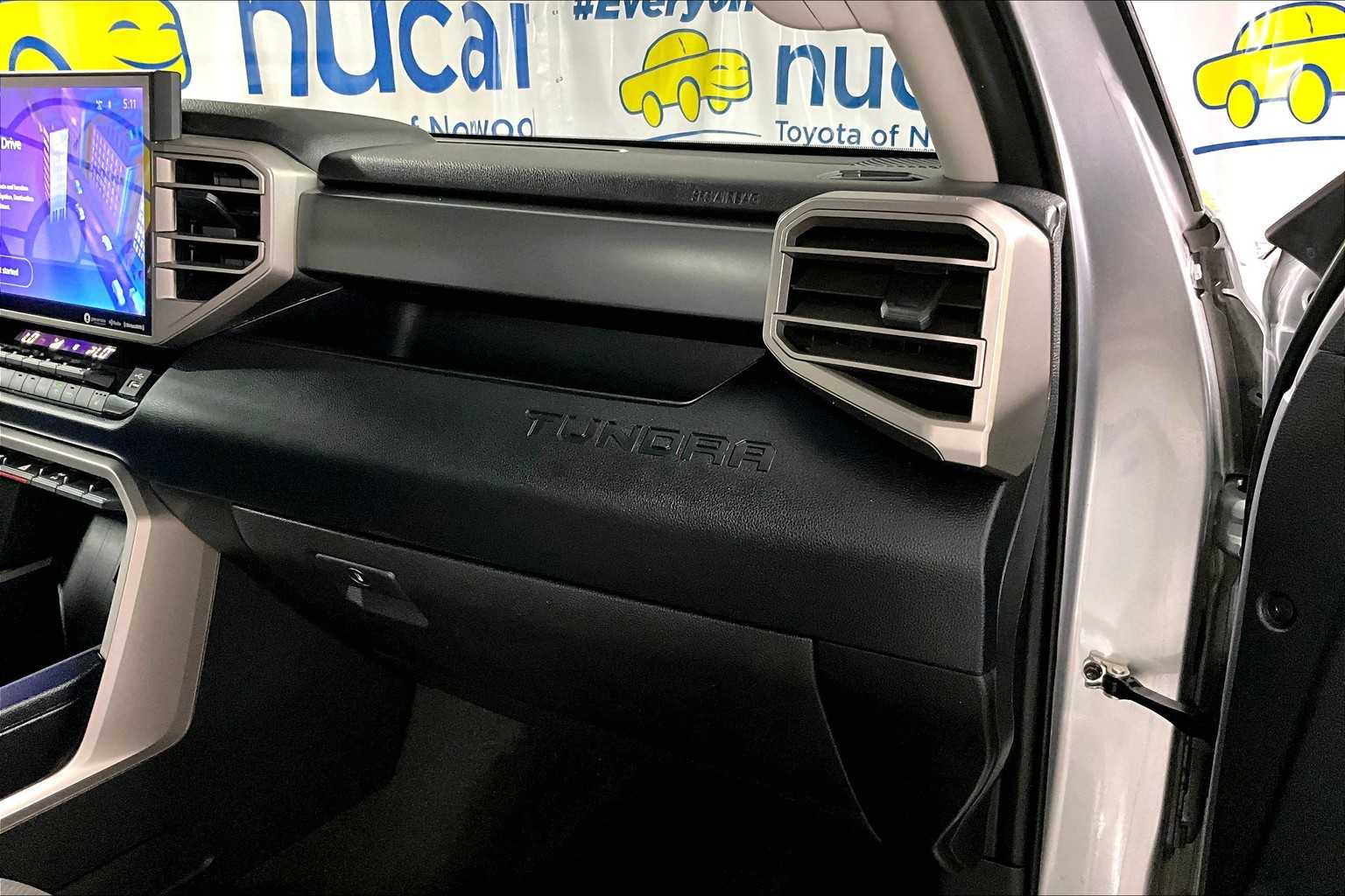 2022 Toyota Tundra SR5 - Photo 13