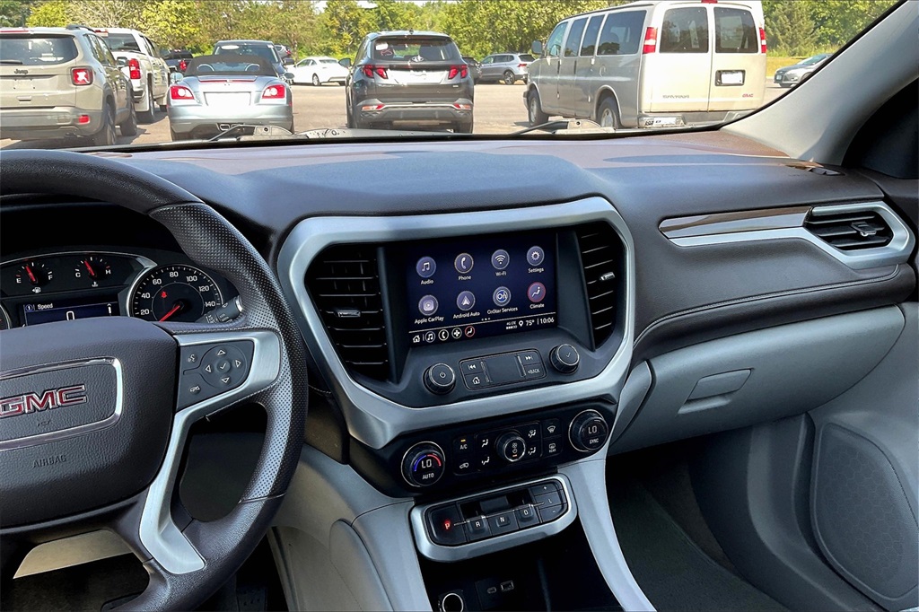 2021 GMC Acadia SLE - Photo 18