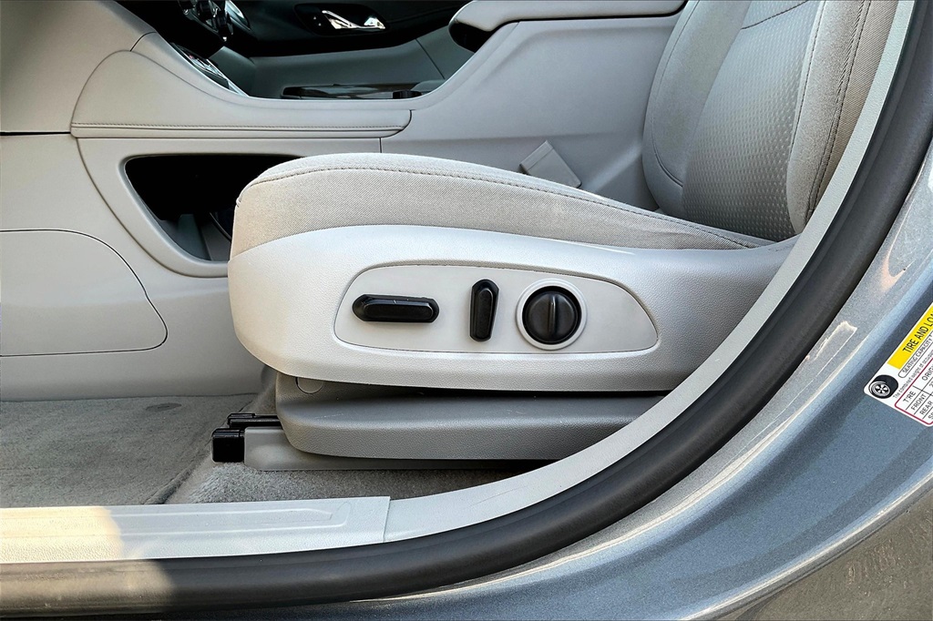2021 GMC Acadia SLE - Photo 27