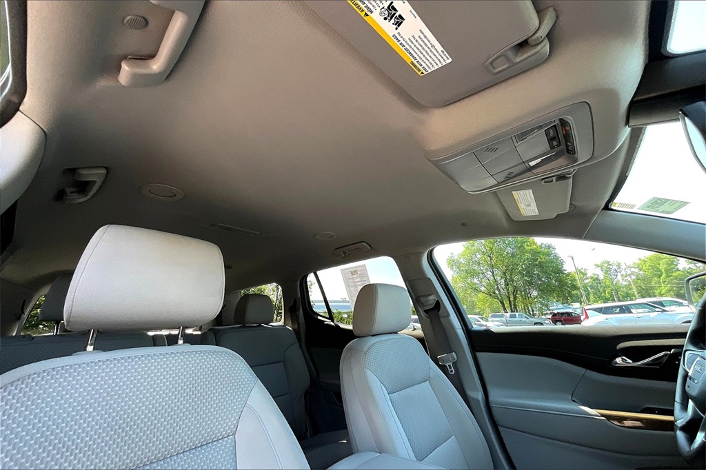 2021 GMC Acadia SLE - Photo 7
