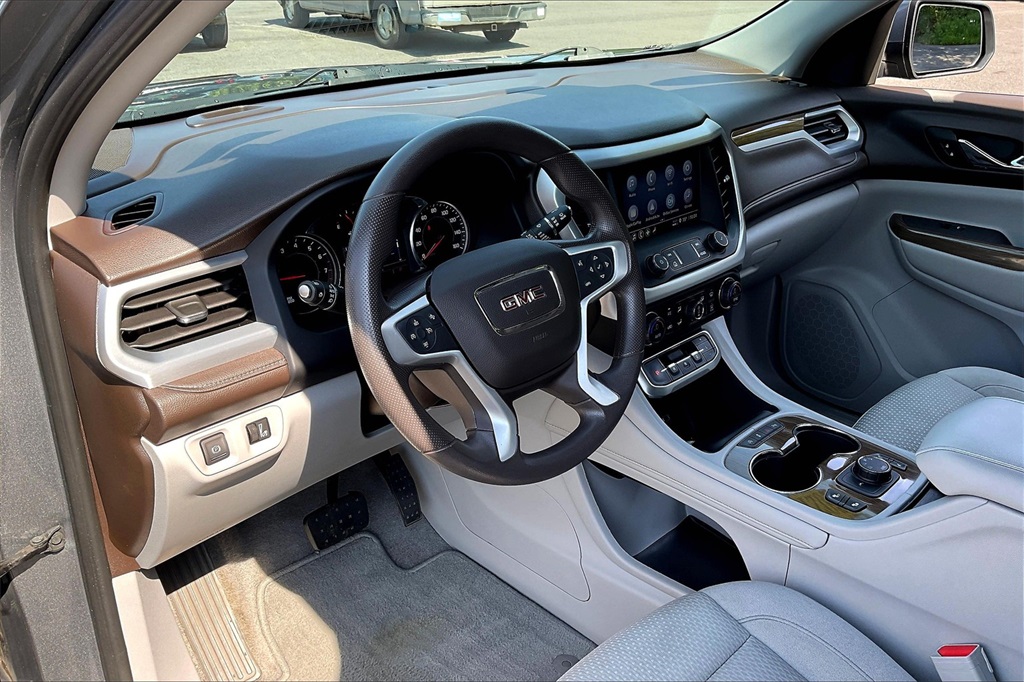 2021 GMC Acadia SLE - Photo 8