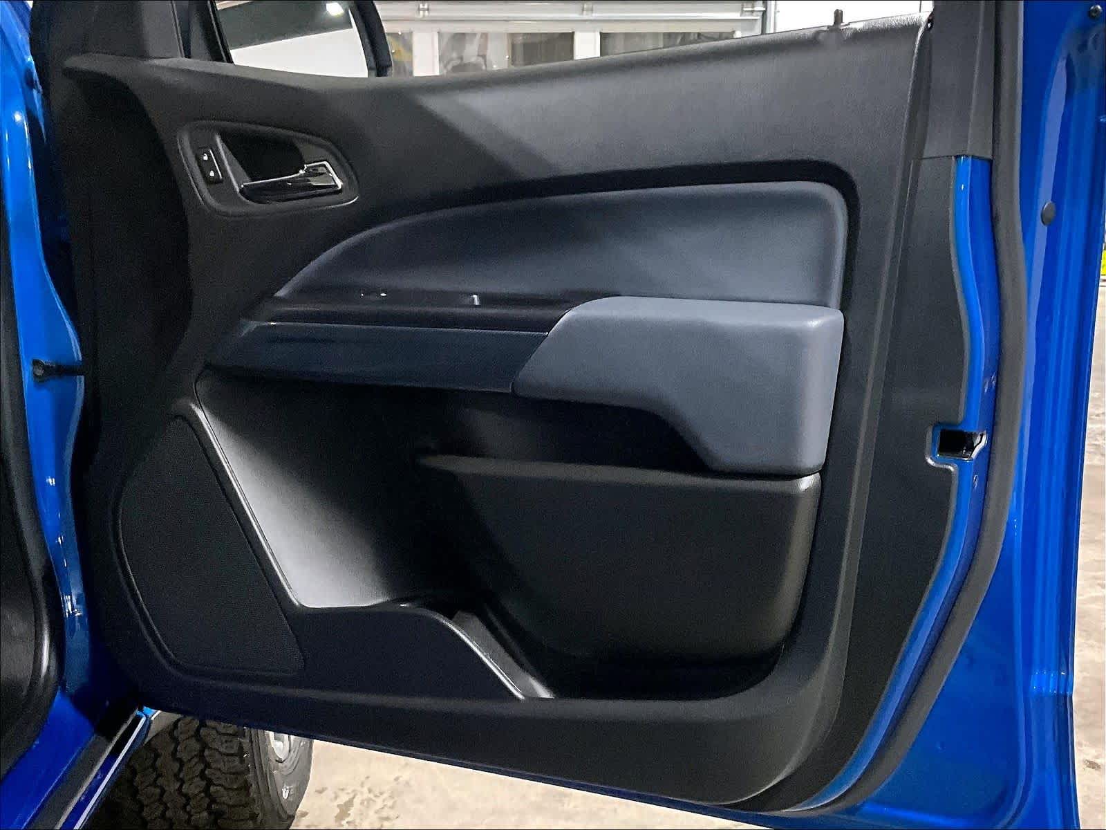 2022 Chevrolet Colorado 4WD Z71 - Photo 12