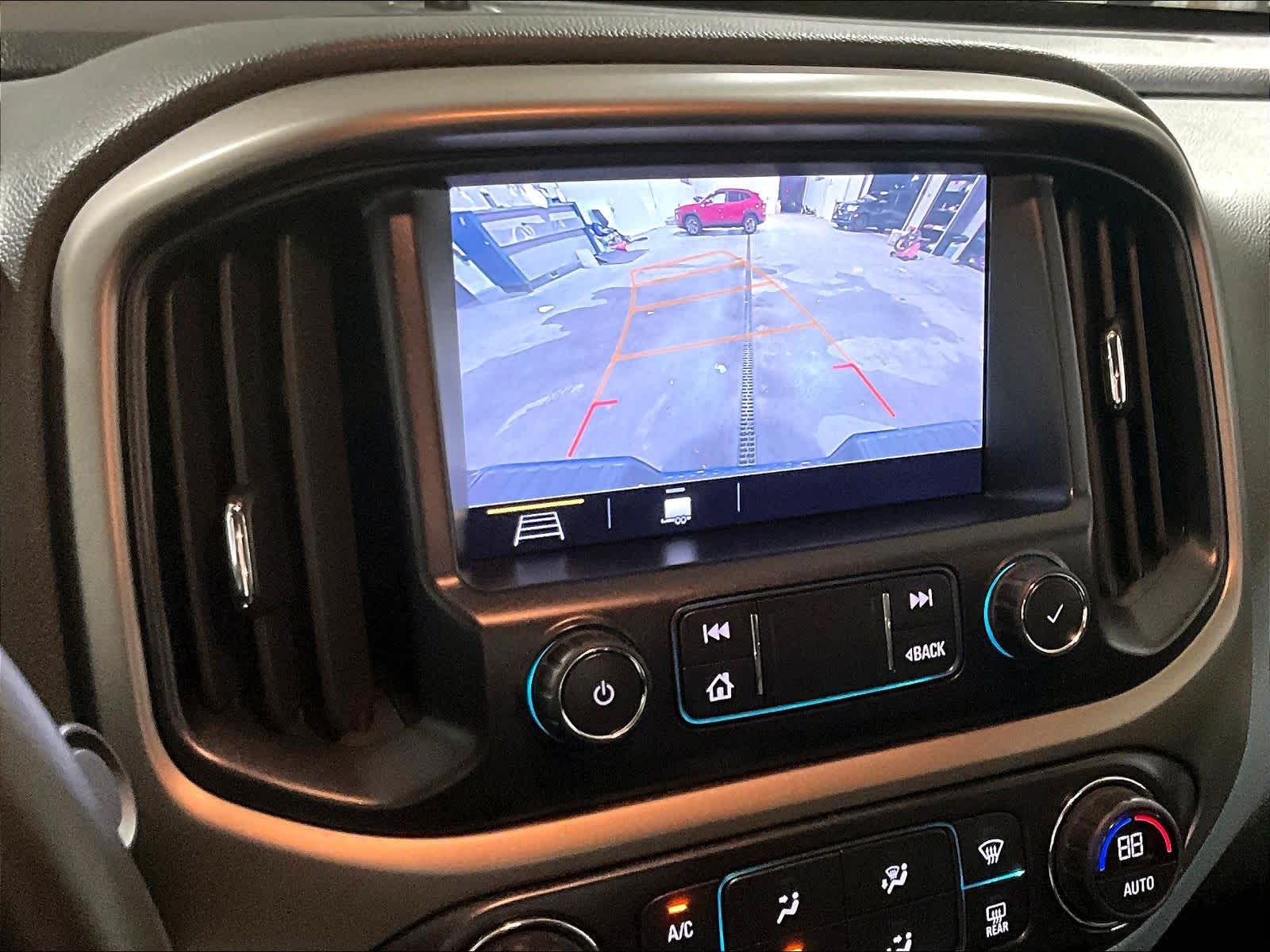 2022 Chevrolet Colorado 4WD Z71 - Photo 19