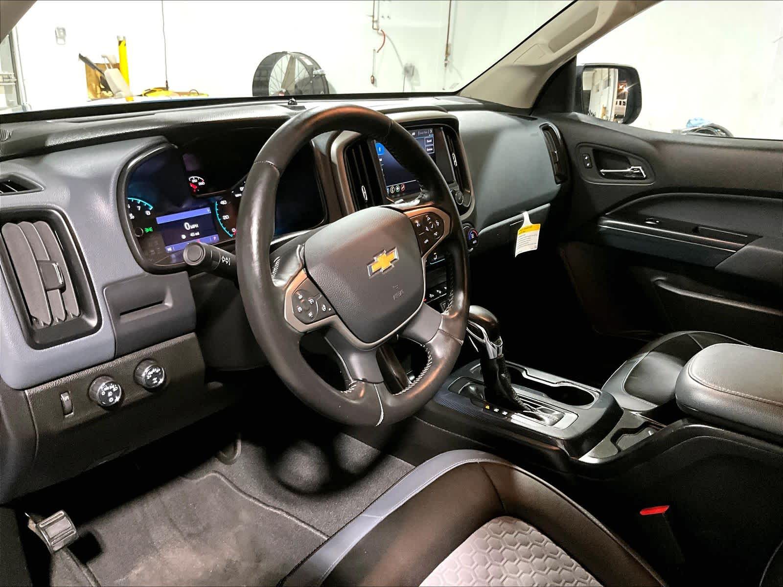 2022 Chevrolet Colorado 4WD Z71 - Photo 8